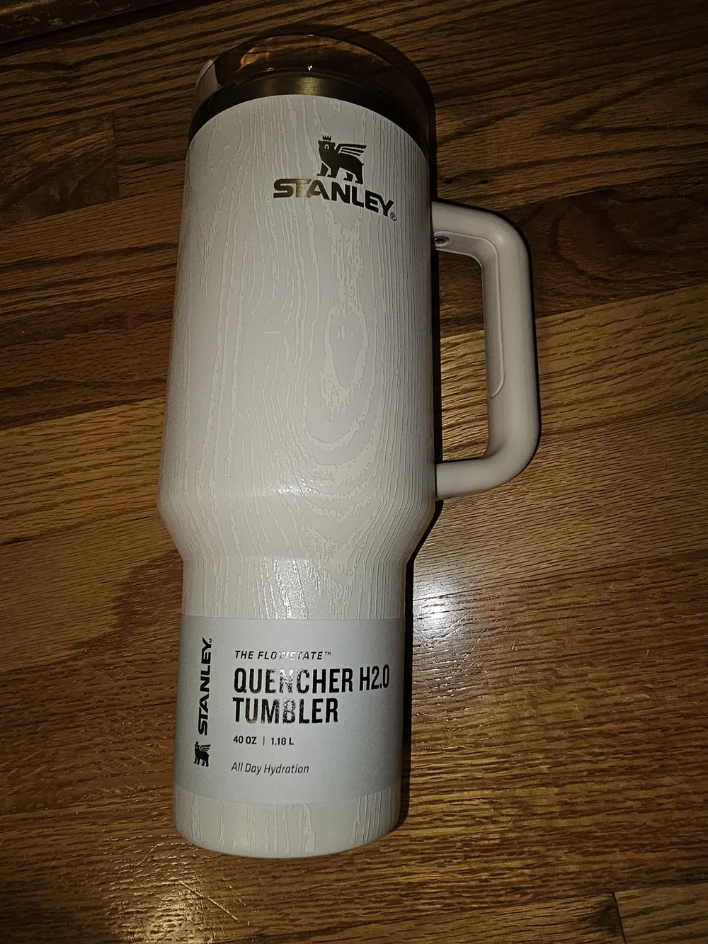 Stanley 40 Oz Birch Woodgrain White and Gold Trim Travel Tumbler with Clear Lid - Picture 4 of 4